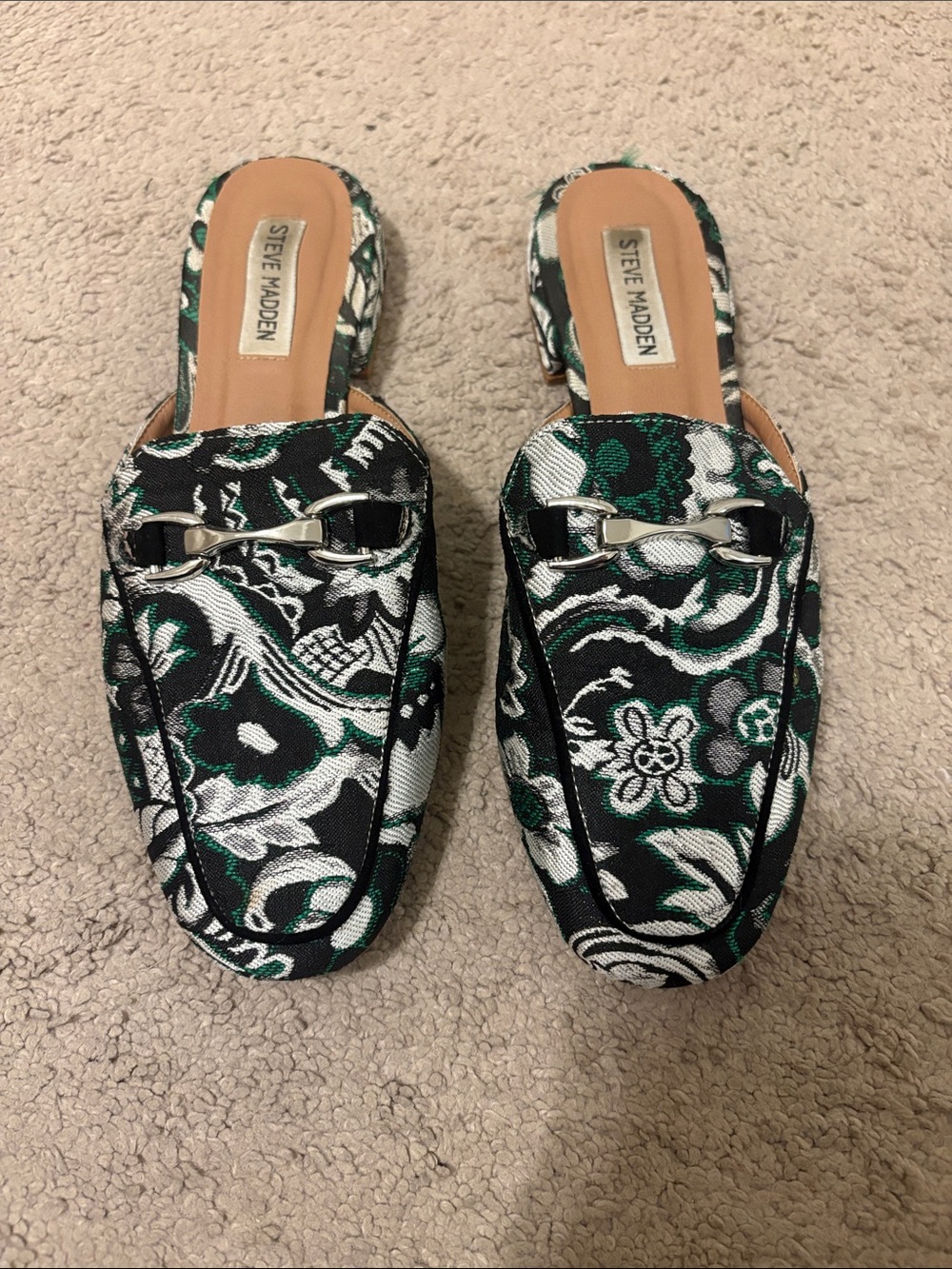 Steve Madden Chess mule
